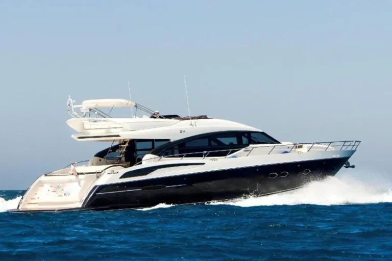 2015 Princess S72 | 73ft